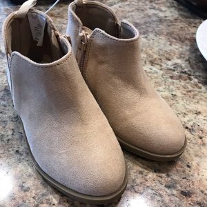 Old Navy Faux-Suede Booties for Toddler Girls